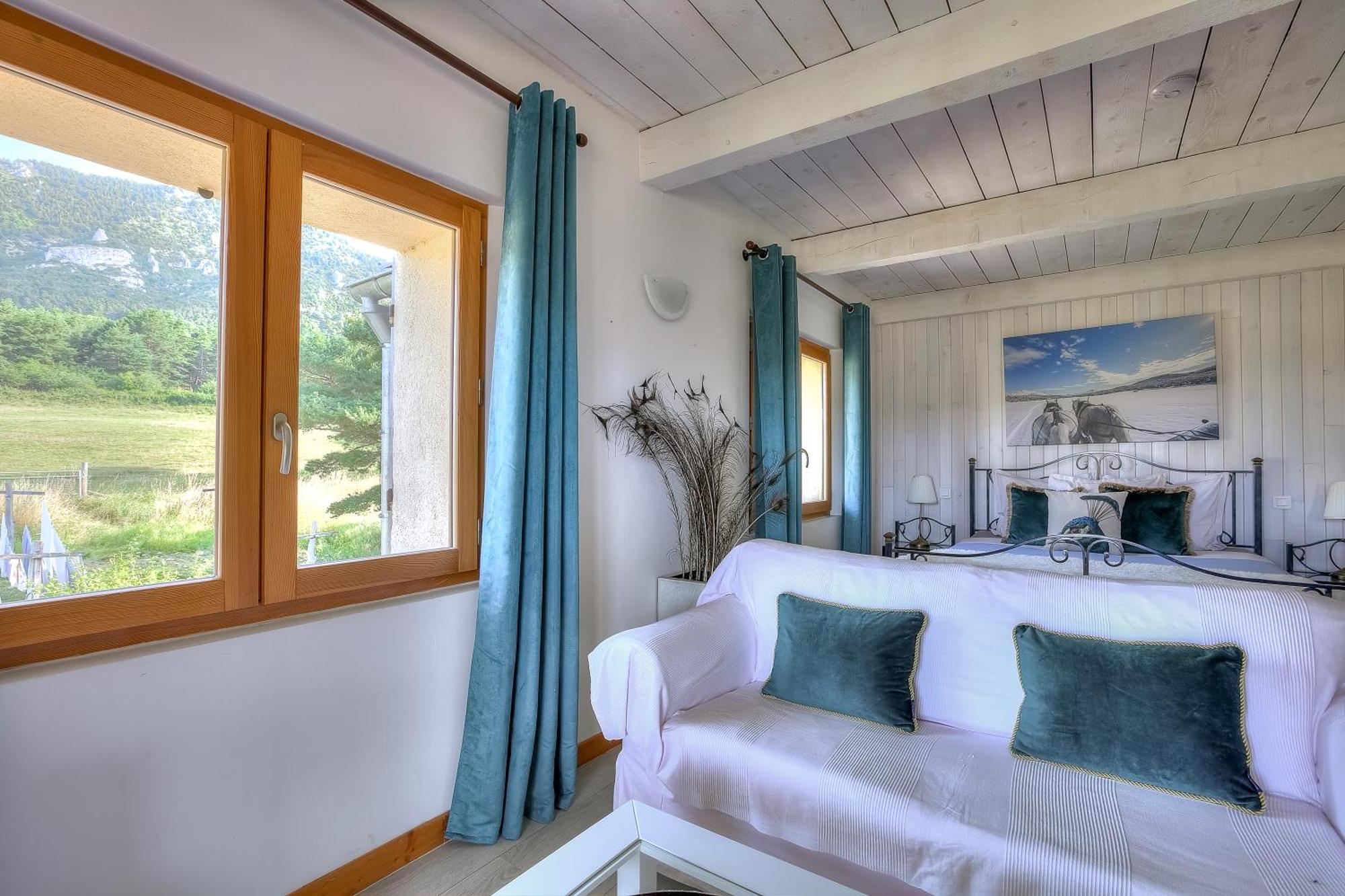 Reserve Des Monts D'Azur Andon Экстерьер фото