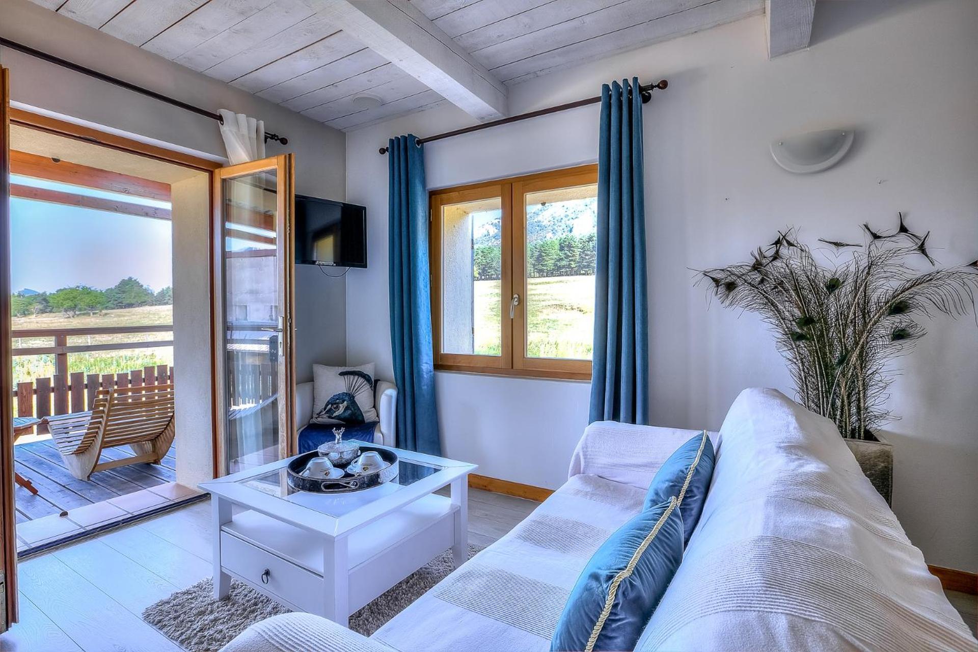 Reserve Des Monts D'Azur Andon Экстерьер фото